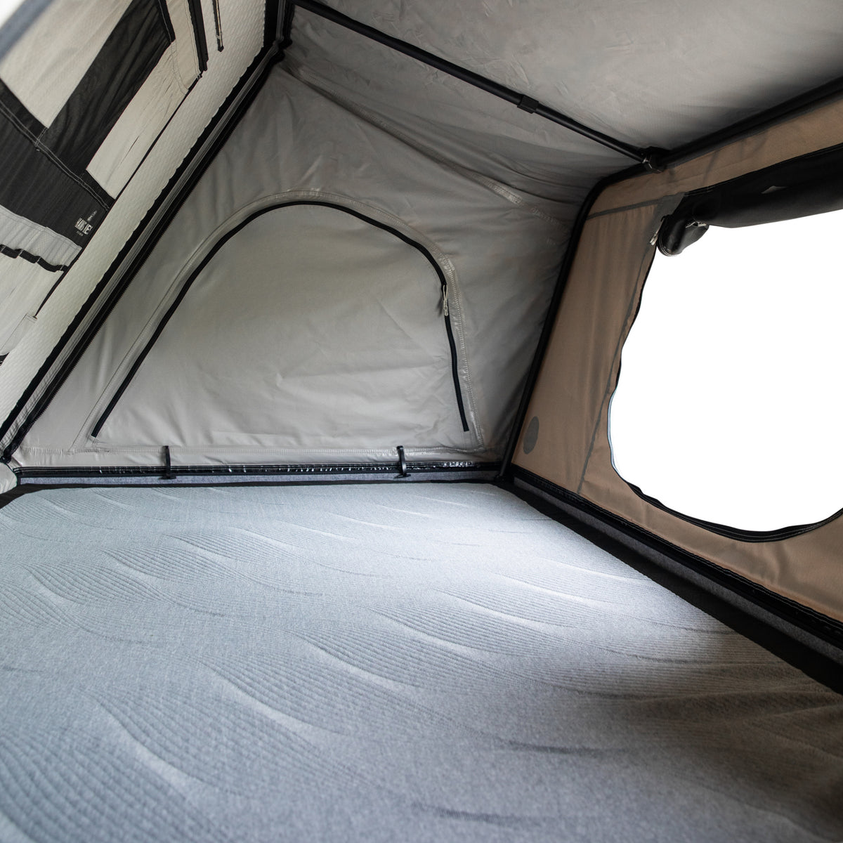 Feldon Shelter Hawk's Nest V2 Rooftop Tent - Side - Grey