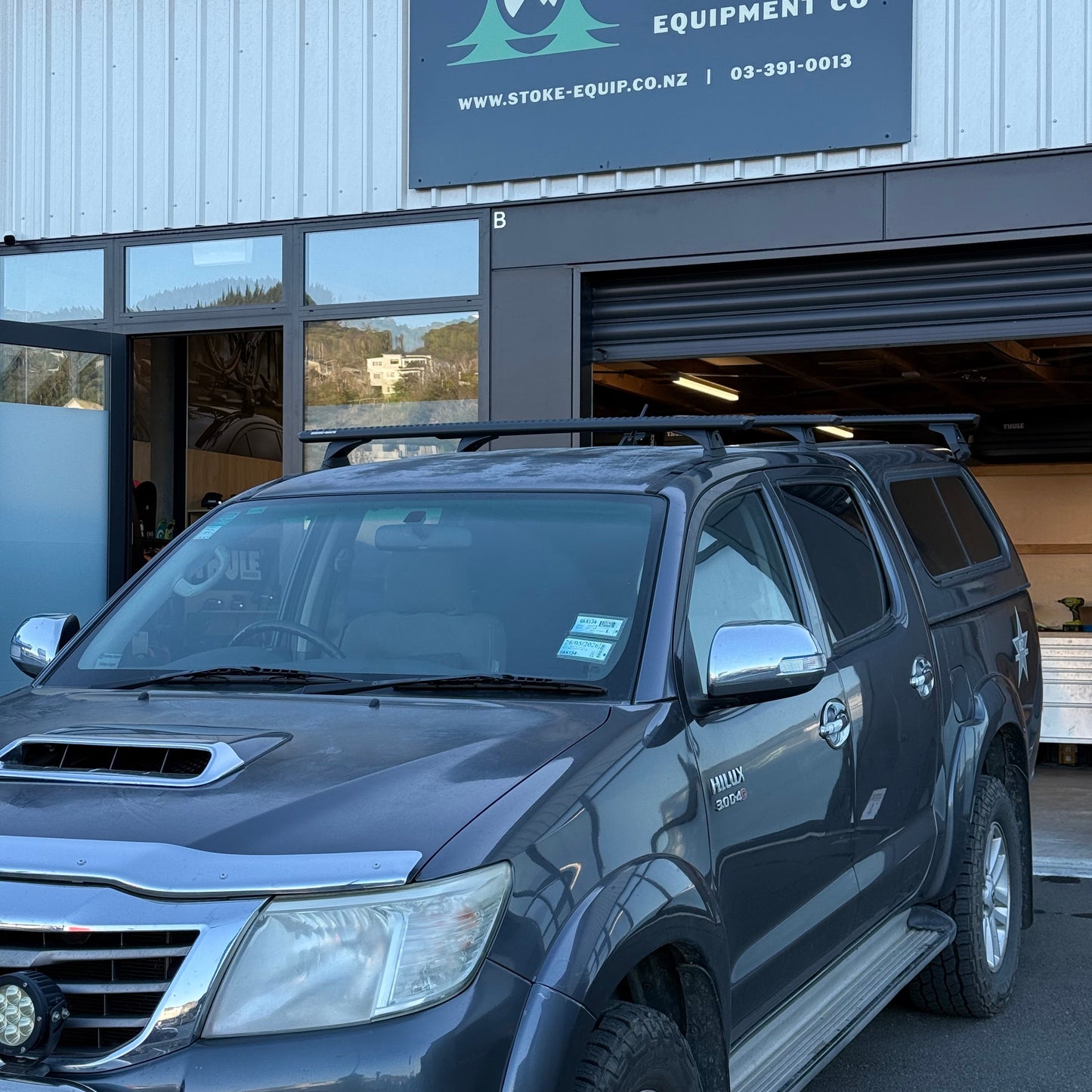 Toyota Hilux 2005-2015 - Rhino-Rack Sportz Track Mount Roof Rack Kit - JC-04851