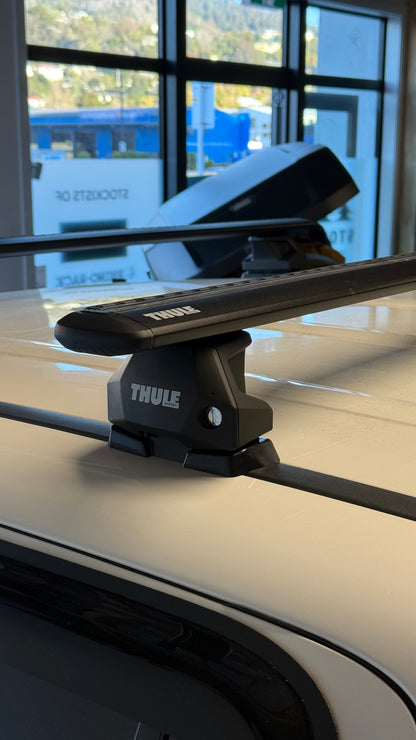 Volkswagen Amarok 2010-2022 - Thule WingBar Evo Roof Rack Black