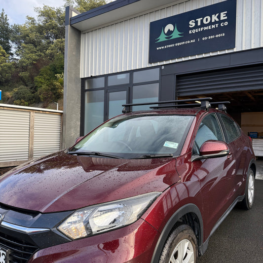 Honda Vezel 2015-2021 (w/ normal roof) - Thule WingBar Evo Roof Rack Black