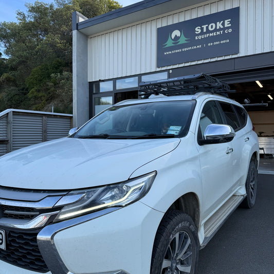 Mitsubishi Pajero Sport 2015-ON (w/ flush rail) - Rhino-Rack Sportz Roof Rack Black