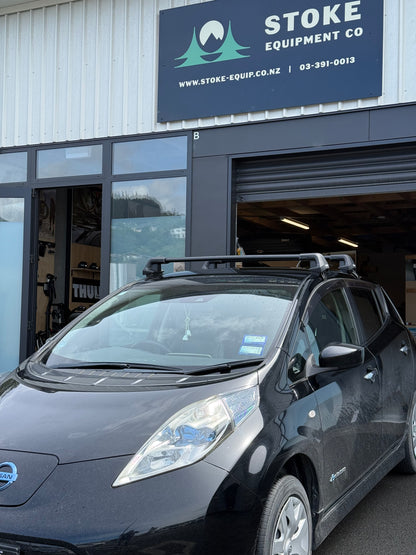 Nissan Leaf 2010-2017 - Thule WingBar Edge Roof Rack Black
