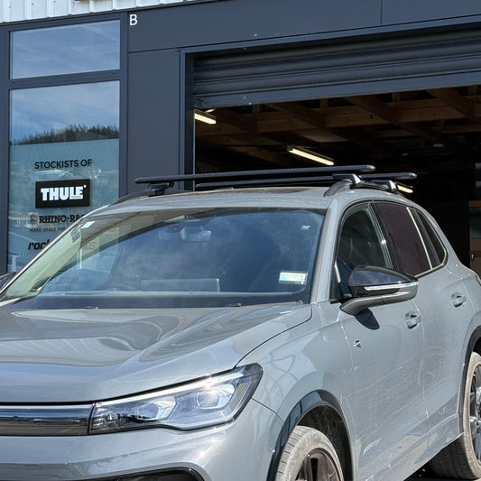 Volkswagen Tiguan 2016-2024 (w/ raised rail) - Thule WingBar Evo Roof Rack Black