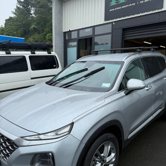 Hyundai Santa Fe 2018-2024 - Thule WingBar Evo Roof Rack Black