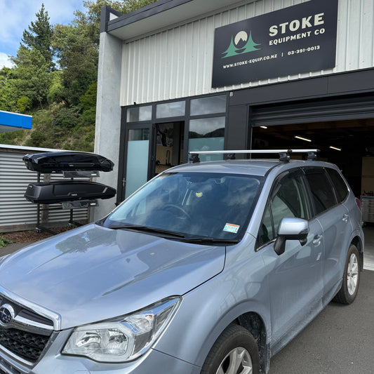 Subaru Forester 2013-2018 (w/ fixpoint) - Thule WingBar Evo Roof Rack Silver