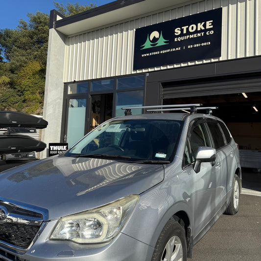 Subaru Forester 2013-2018 (w/ fixpoint) - Thule WingBar Evo Roof Rack Silver
